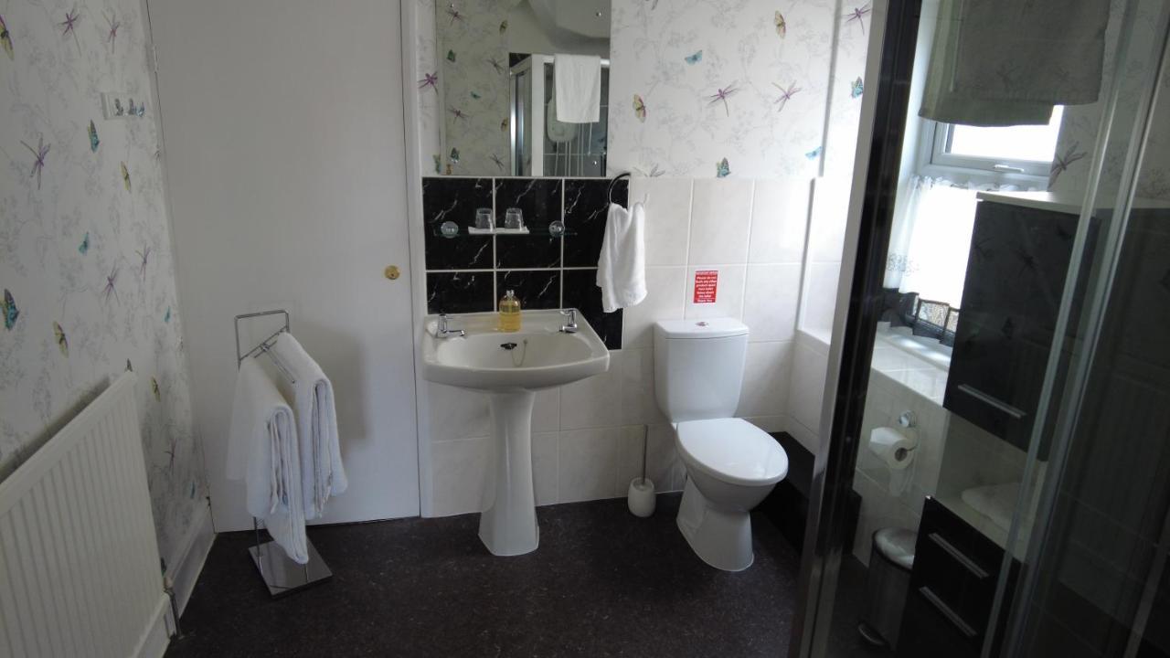 Colbourn Bed And Breakfast Colwyn Bay Extérieur photo