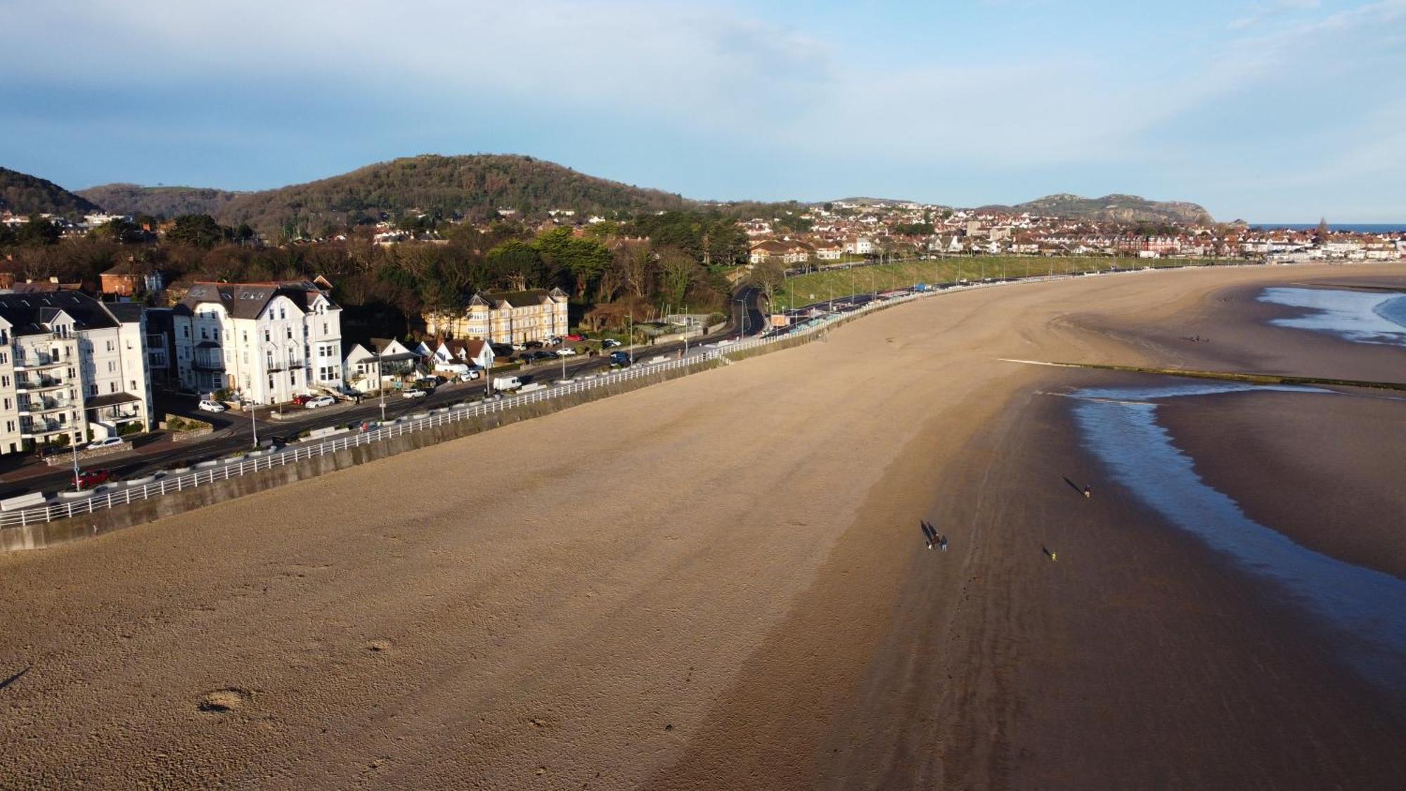 Colbourn Bed And Breakfast Colwyn Bay Extérieur photo